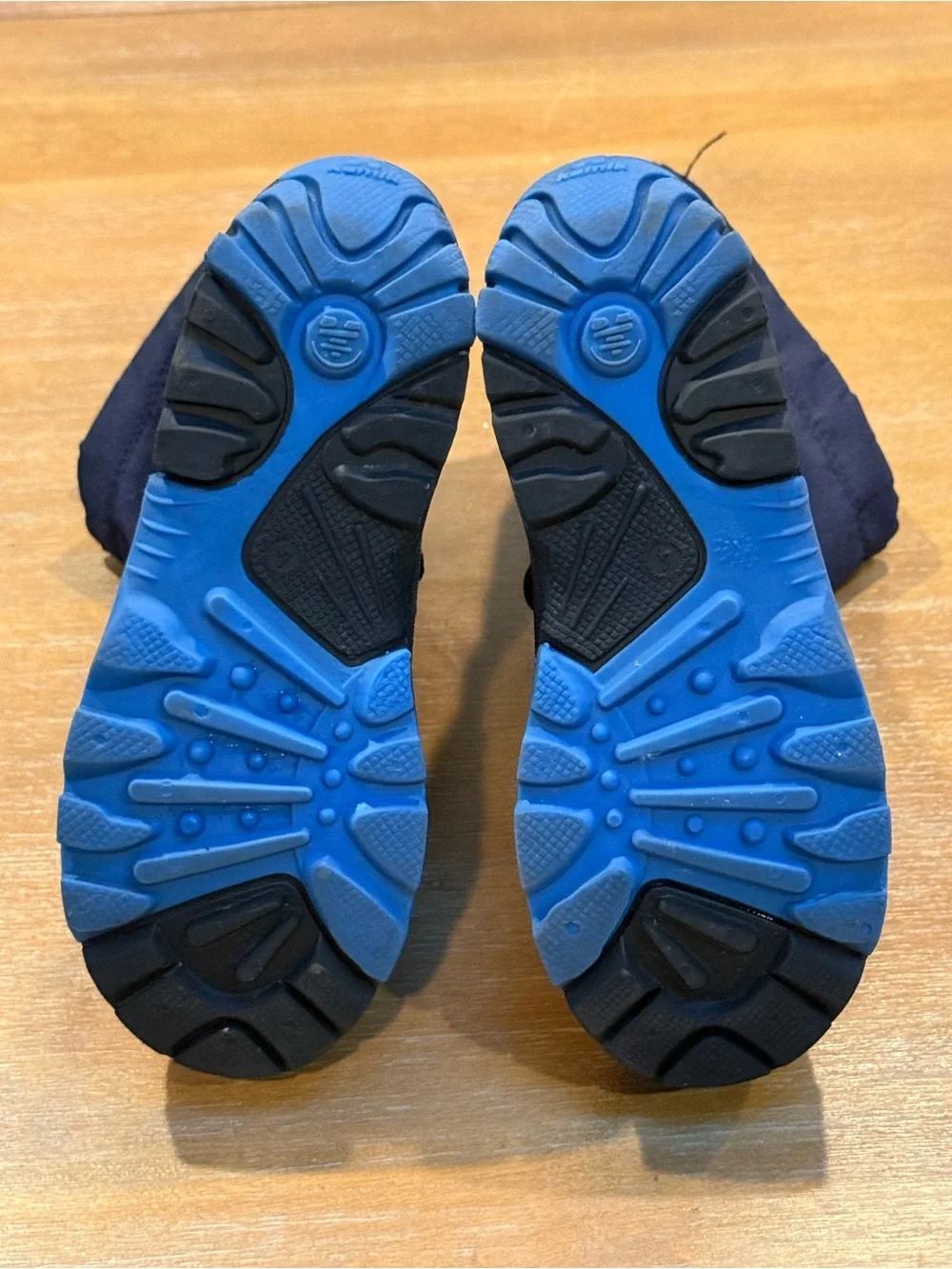 Kamik Youth Waterbug 5 Winter Snow Boot Waterproof Black Blue Size 4